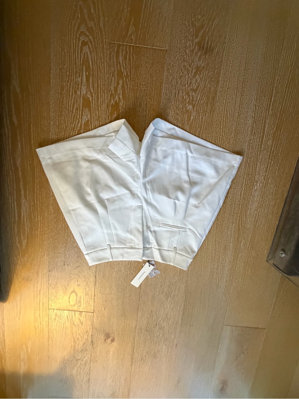 Commense White Tailored Bermuda Shorts